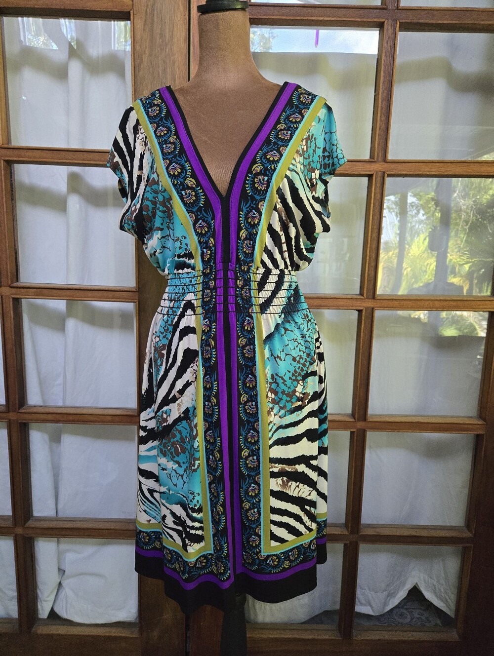 Bisou Bisou Turquoise, Black & Purple V-Neck Printed Dress